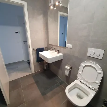 Apartament Coresi Promenada Coresi Апартаменти Брашов