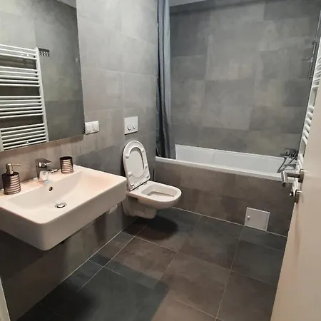 Апартаменти Apartament Coresi Promenada Coresi Брашов